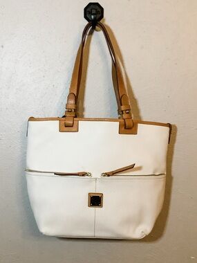 NWT Dooney & Bourke Cream Leather Convertible Shopper